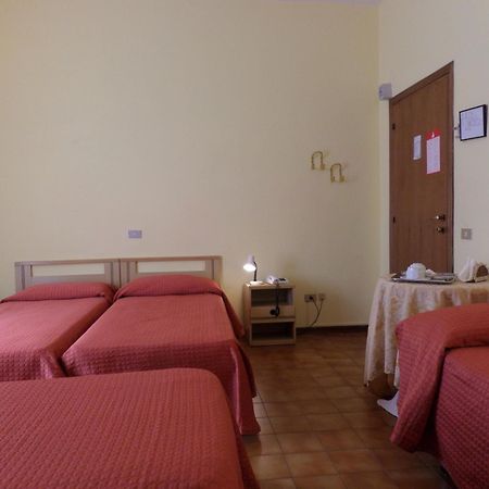 מונטה קטיני טרמה Hotel Delizia Genovese מראה חיצוני תמונה