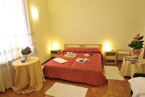 מונטה קטיני טרמה Hotel Delizia Genovese מראה חיצוני תמונה